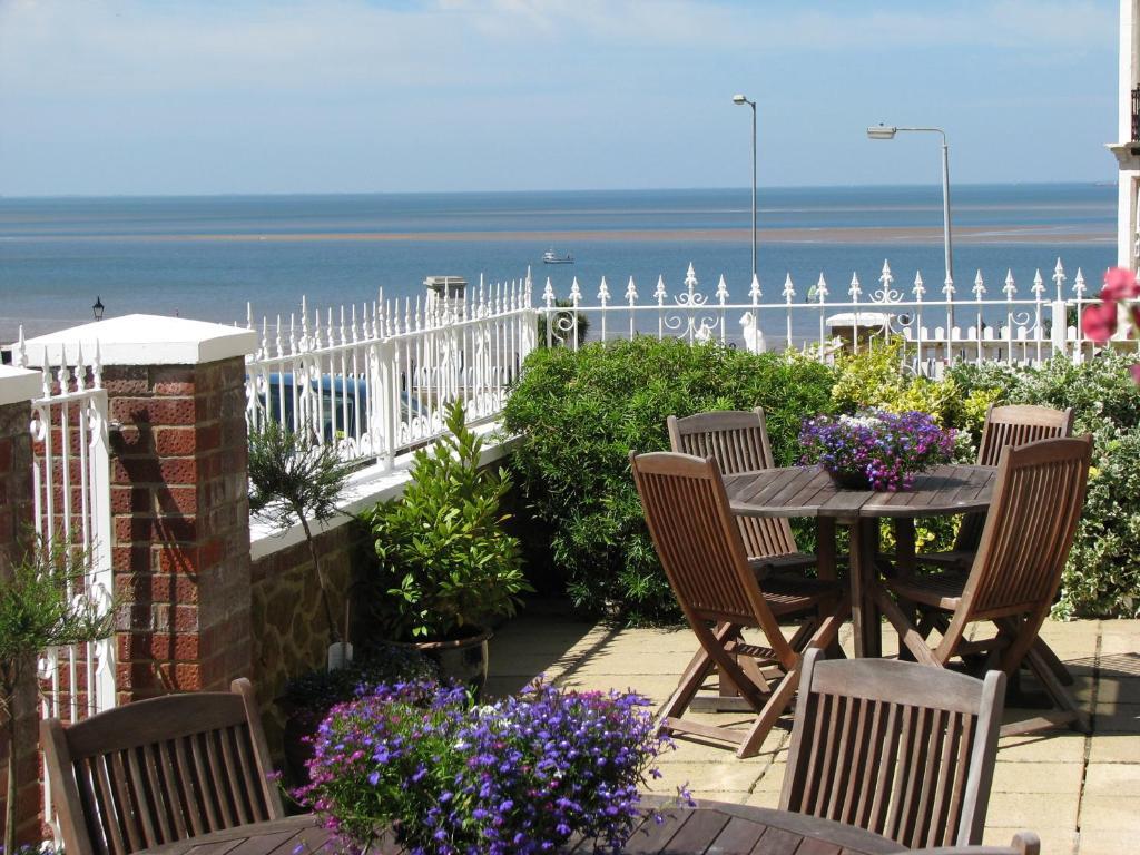 The Burleigh Hotel Hunstanton Ngoại thất bức ảnh