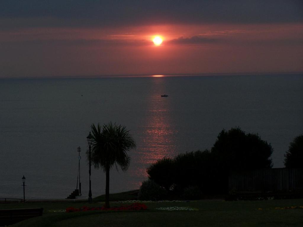The Burleigh Hotel Hunstanton Ngoại thất bức ảnh